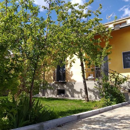 B&B A Casa Di Emy Barisciano Εξωτερικό φωτογραφία